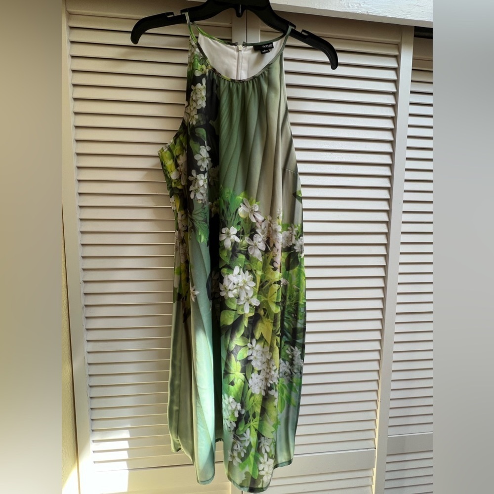 A.N.A. Sz 8 Ladies Floral Dress